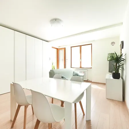 Apartment Luminosa Casetta Per Due Bardolino