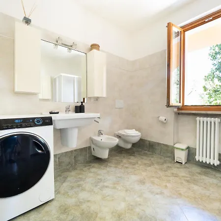 Apartment Luminosa Casetta Per Due