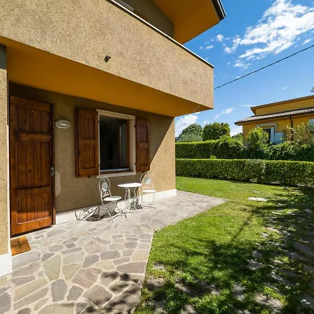 Luminosa Casetta Per Due باردولينو